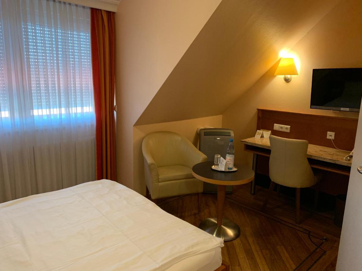 Apartment Hotel Kral - Business Hotel & Serviced Apartments Erlangen Luaran gambar