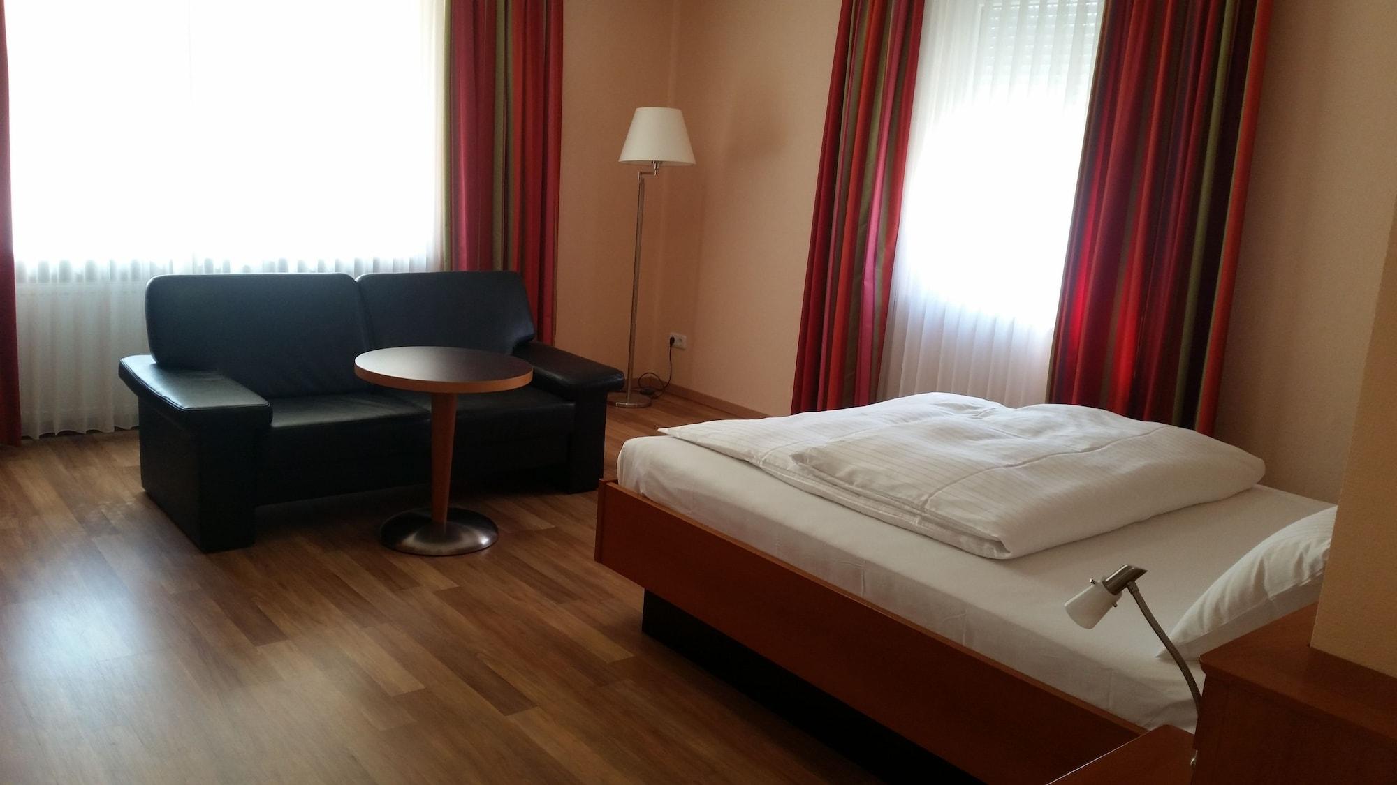 Apartment Hotel Kral - Business Hotel & Serviced Apartments Erlangen Luaran gambar