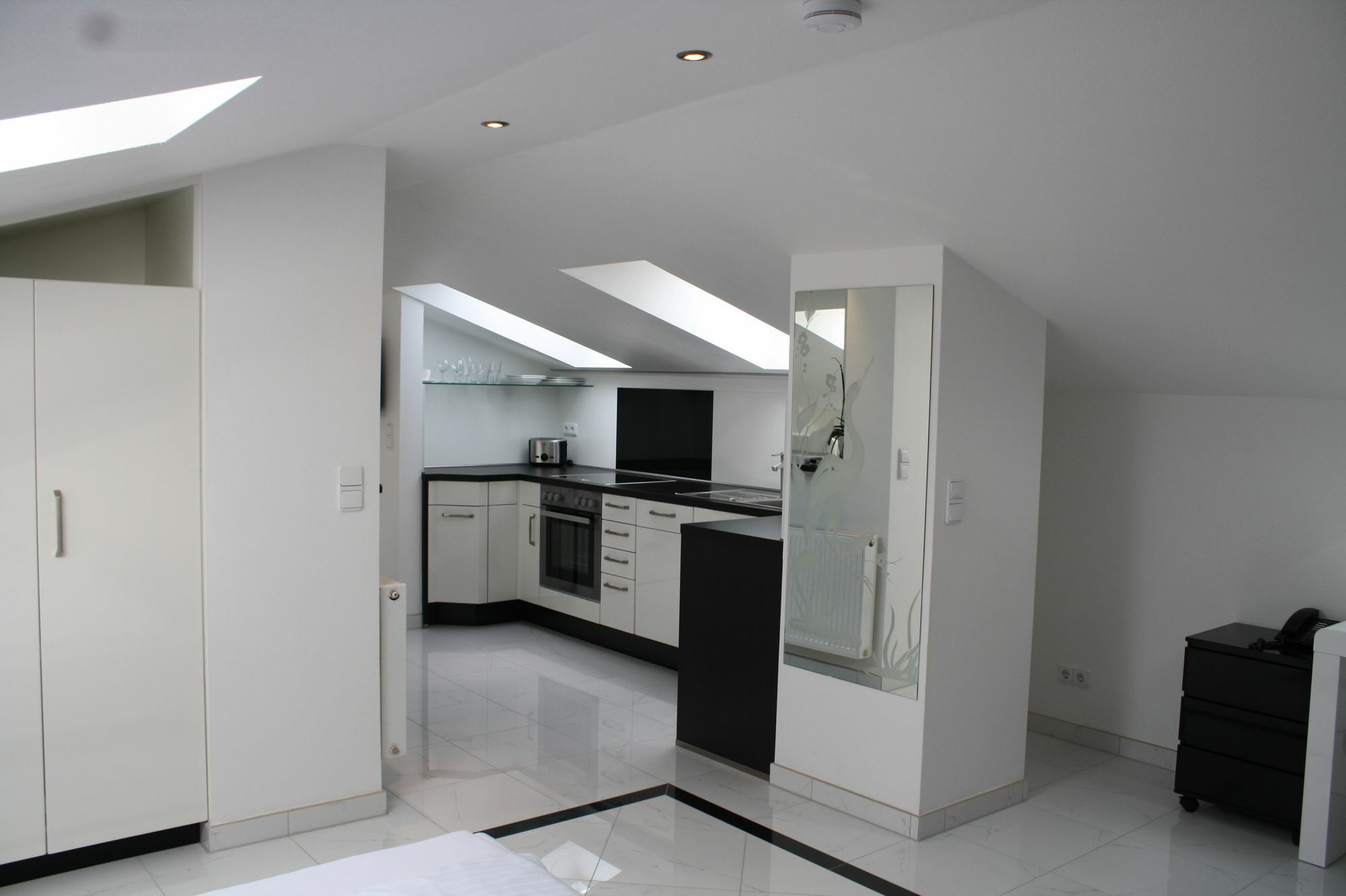 Apartment Hotel Kral - Business Hotel & Serviced Apartments Erlangen Luaran gambar